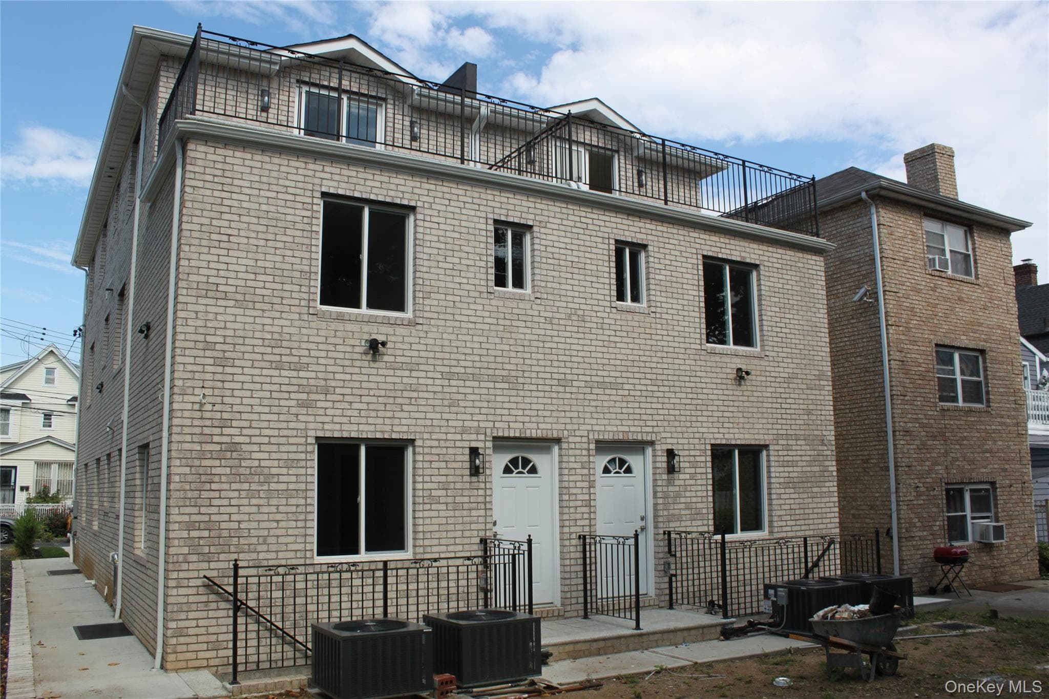 14516 106th Avenue thumbnail 4