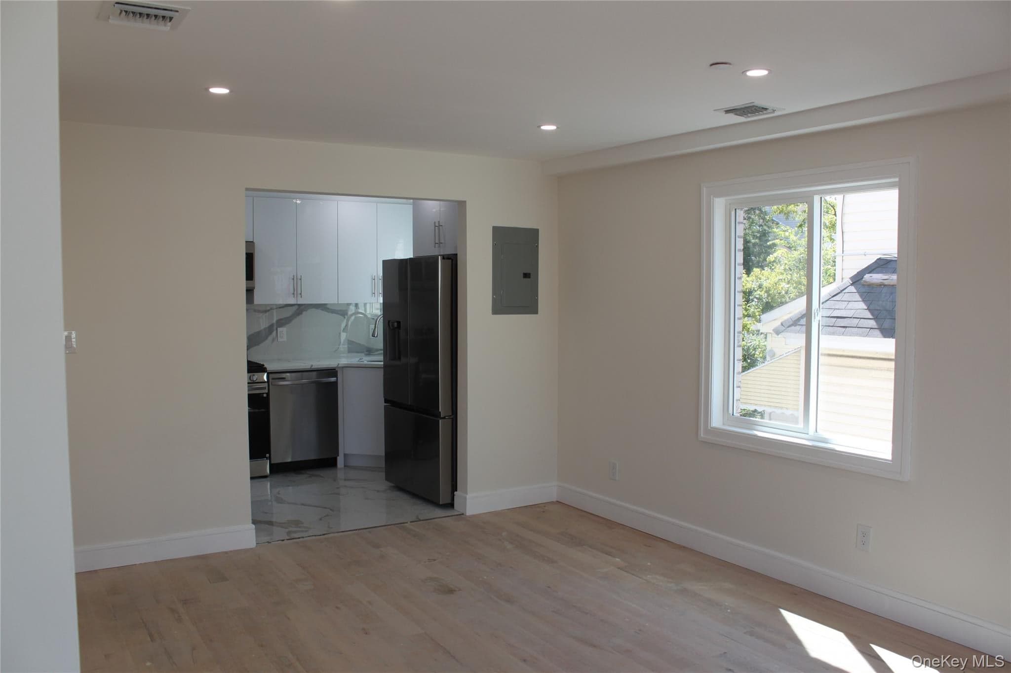 14516 106th Avenue thumbnail 35