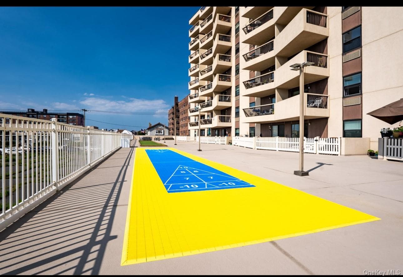 360 Shore Road Unit: 4B thumbnail 6