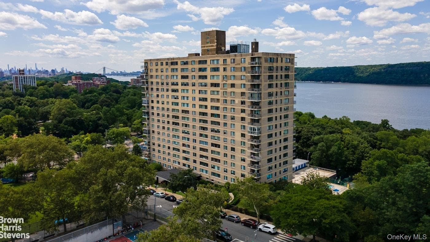 3671 Hudson Manor Terrace Unit: 4F thumbnail 10