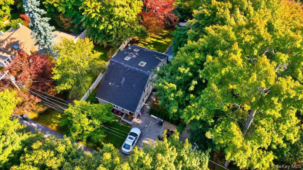 17 Lakelands Avenue thumbnail 31