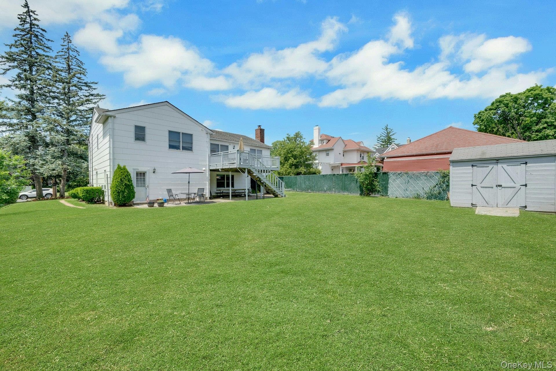 100 Neptune Avenue thumbnail 27