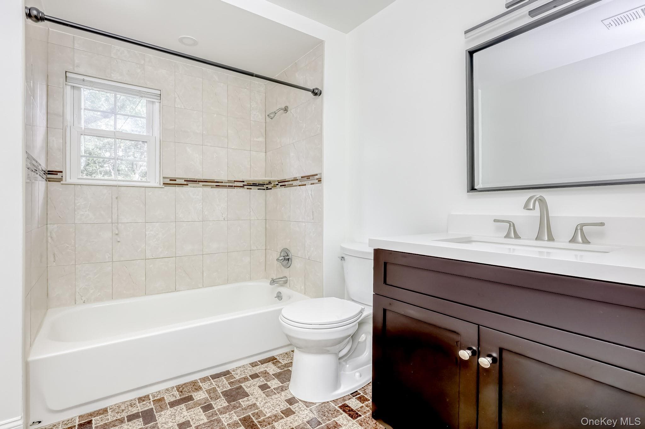 38 Somerset Drive thumbnail 14