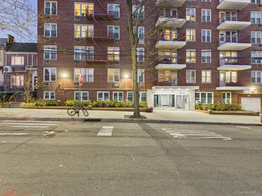 6515 Alderton Street Unit: 3F thumbnail 4