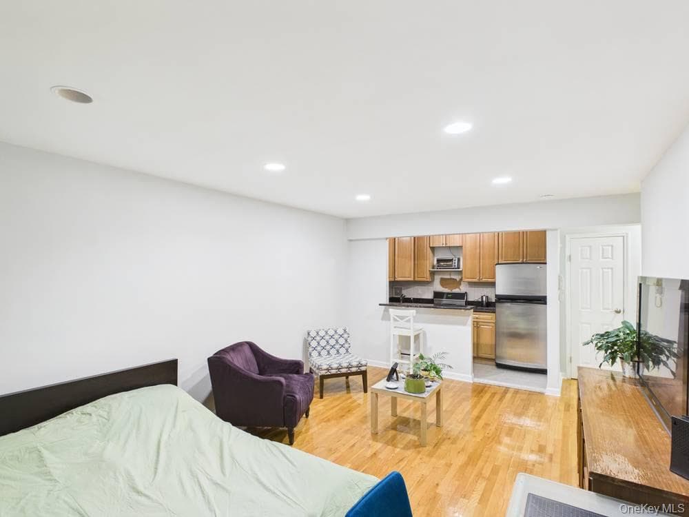 6515 Alderton Street Unit: 3F thumbnail 12