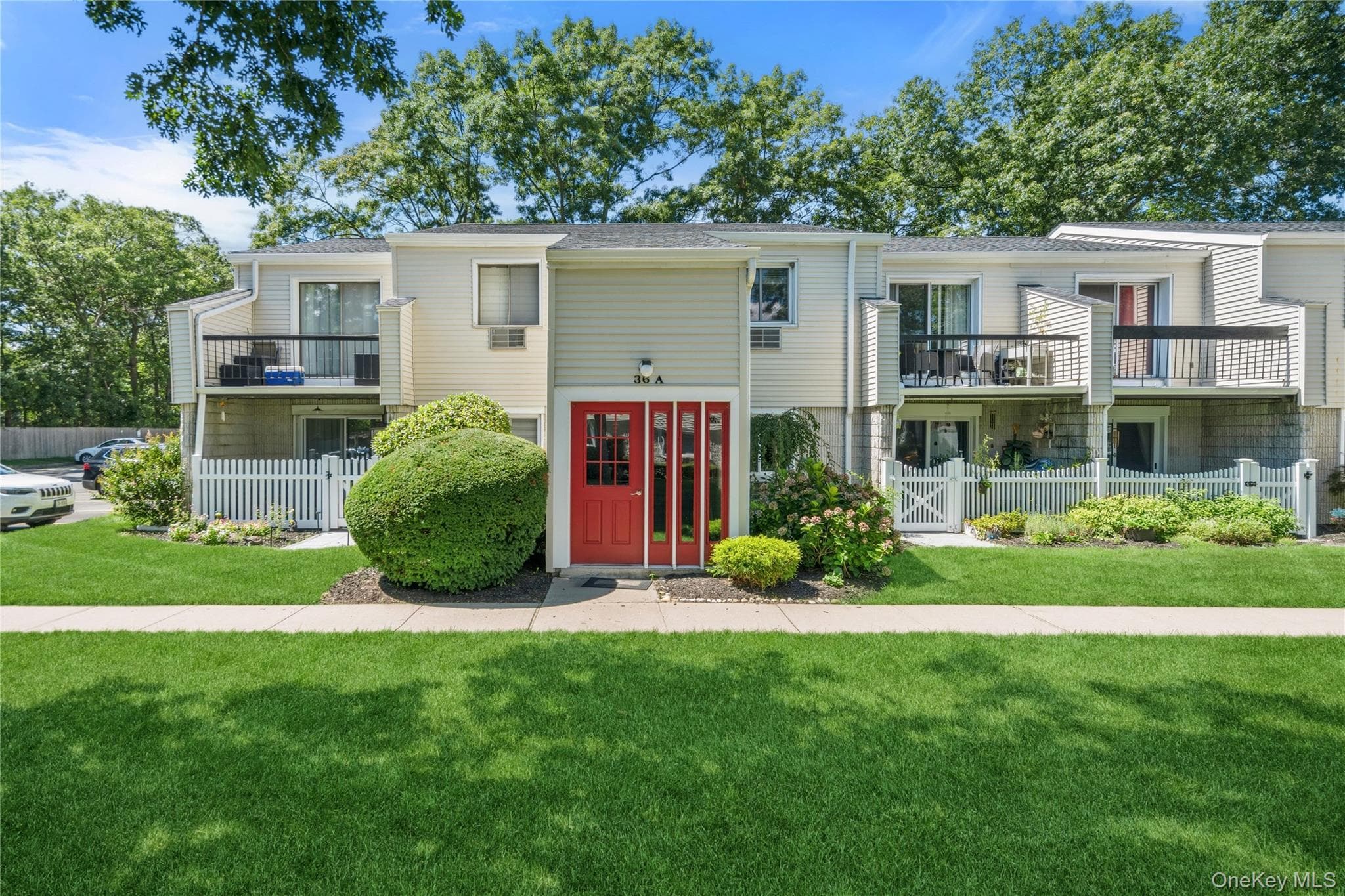 36 Richmond Boulevard Unit: 4A, Ronkonkoma