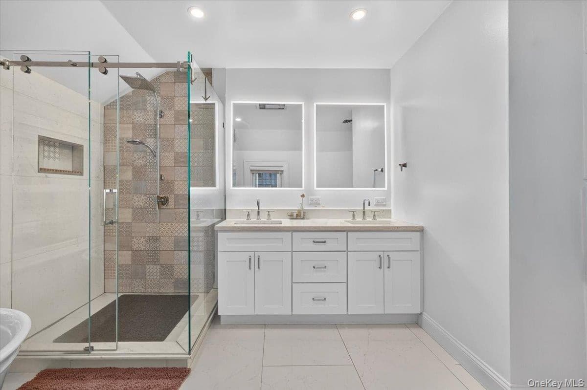 1 Wellington Avenue thumbnail 21