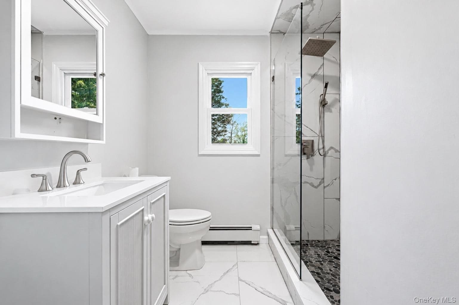 725 Peconic Lane thumbnail 8