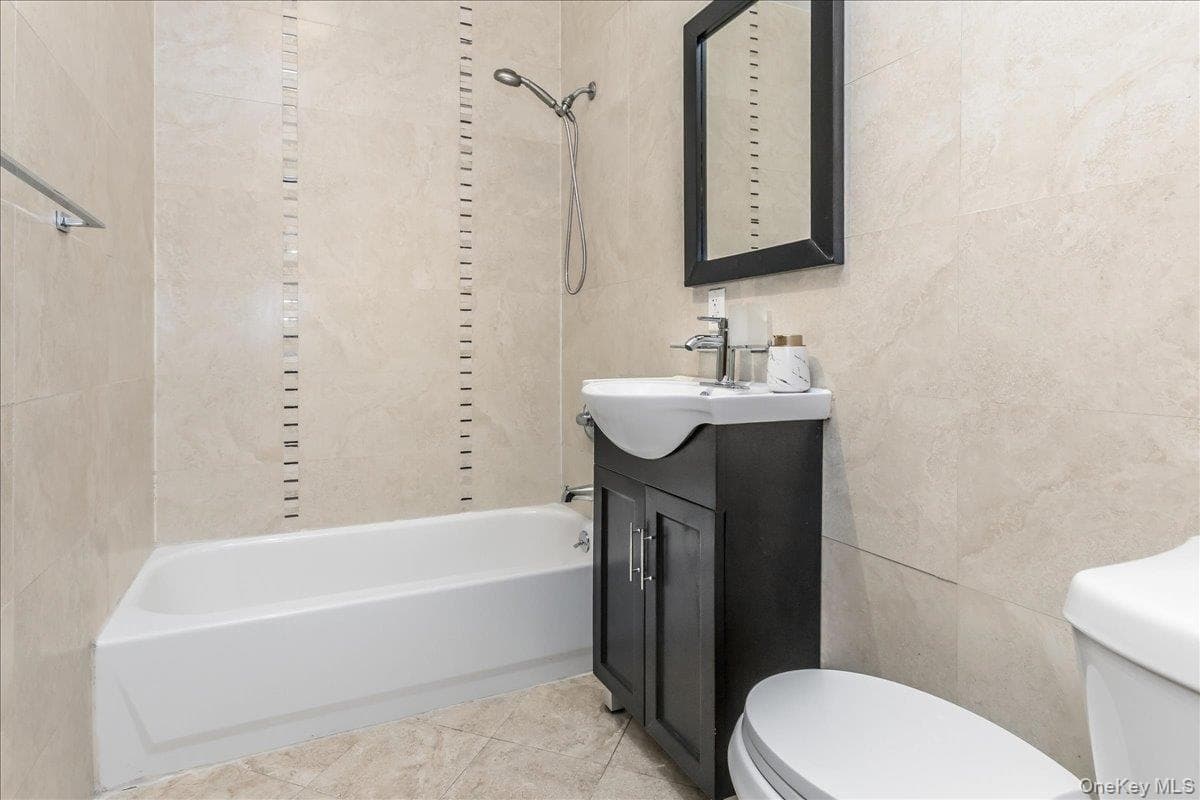 8424 Lefferts Boulevard Unit: 2C thumbnail 5