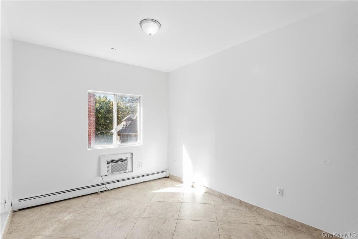 8424 Lefferts Boulevard Unit: 2C thumbnail 13