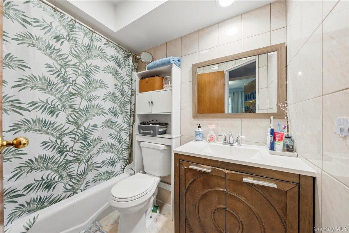 253 Newkirk Avenue thumbnail 19
