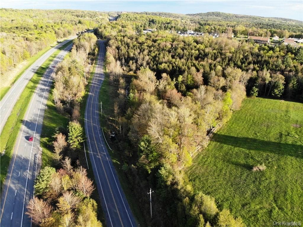 00 Benmosche Road thumbnail 16