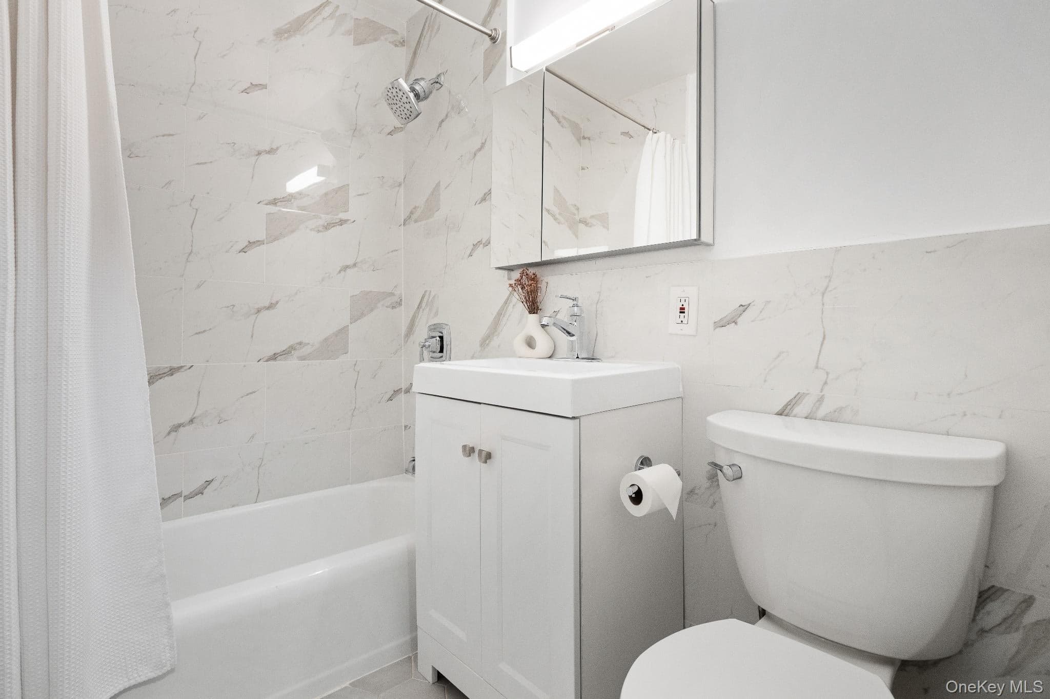 5900 Arlington Avenue Unit: 10R thumbnail 11