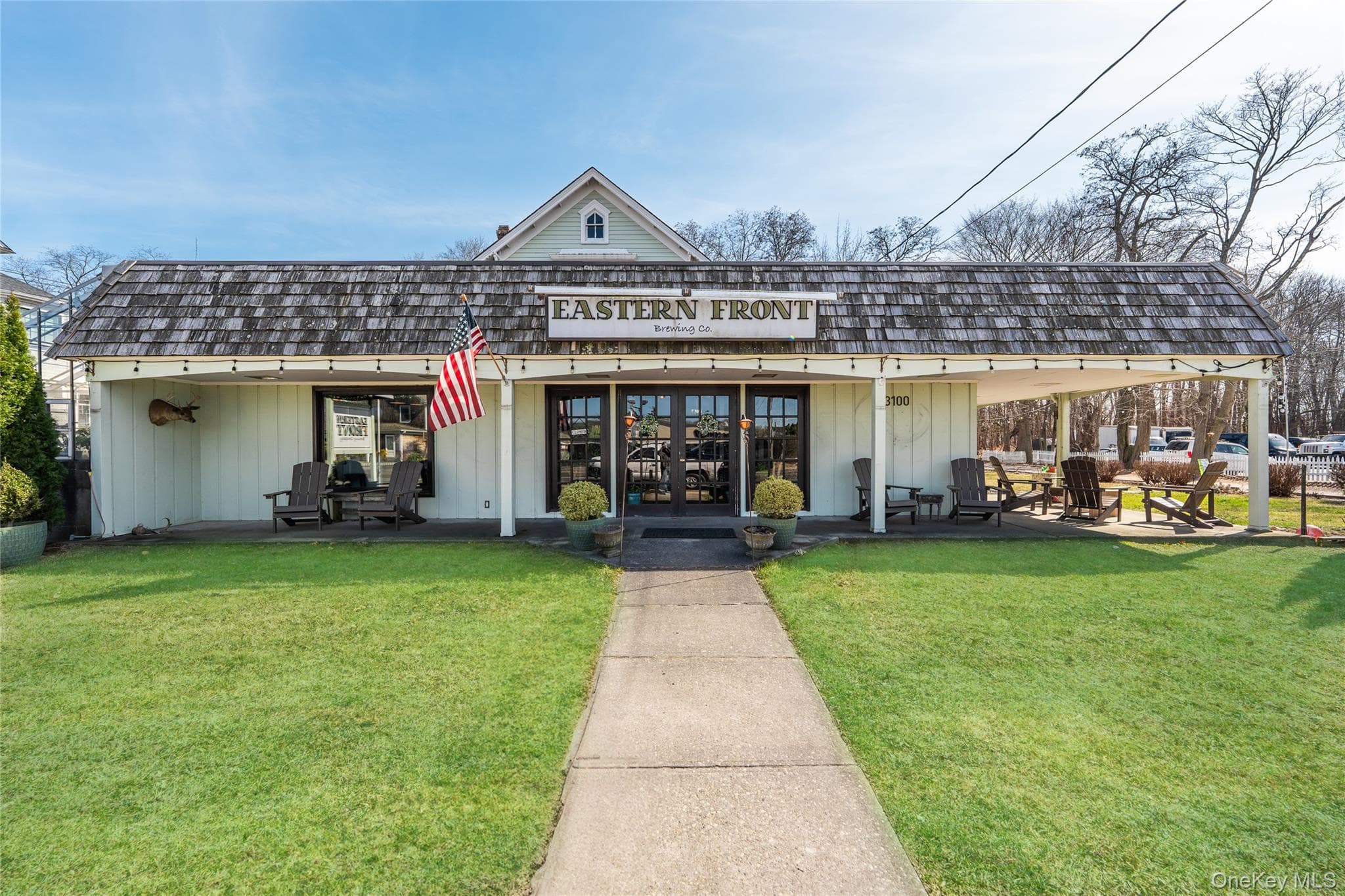 13100 Main Road Rd, Mattituck