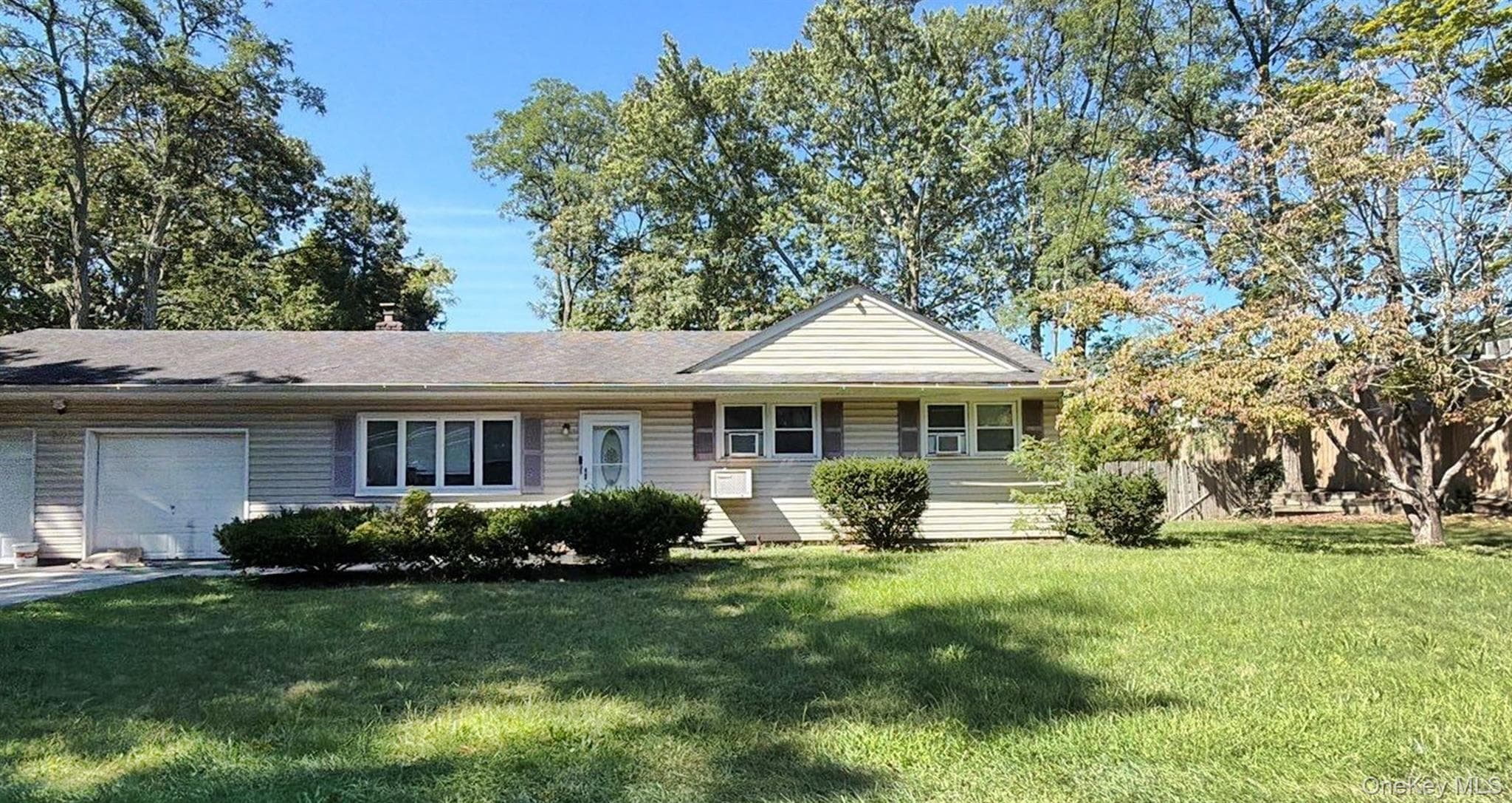 226 Holbrook Road thumbnail 2