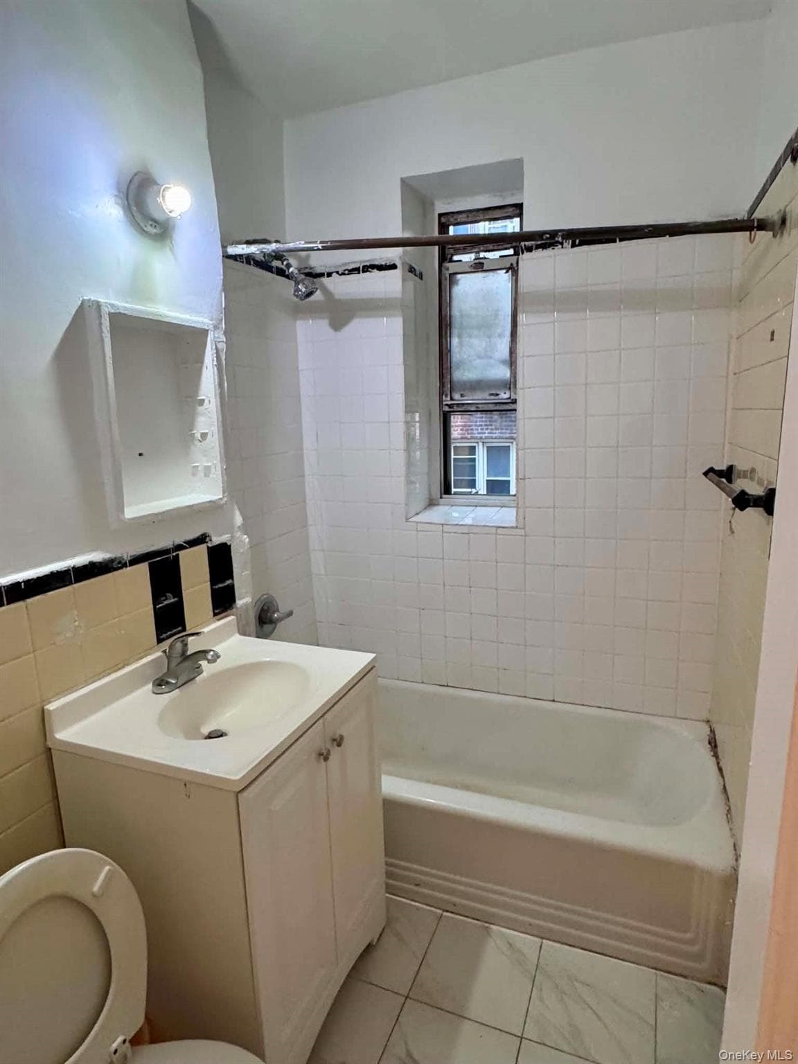 143-07 Sanford Avenue Unit: 3J thumbnail 5