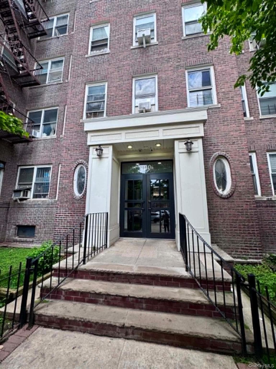 143-07 Sanford Avenue Unit: 3J, Flushing