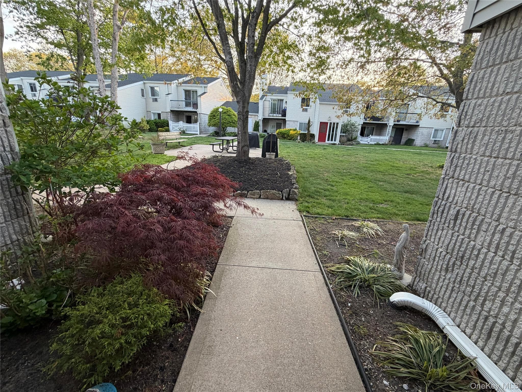 42 Richmond Boulevard Unit: 1B thumbnail 4