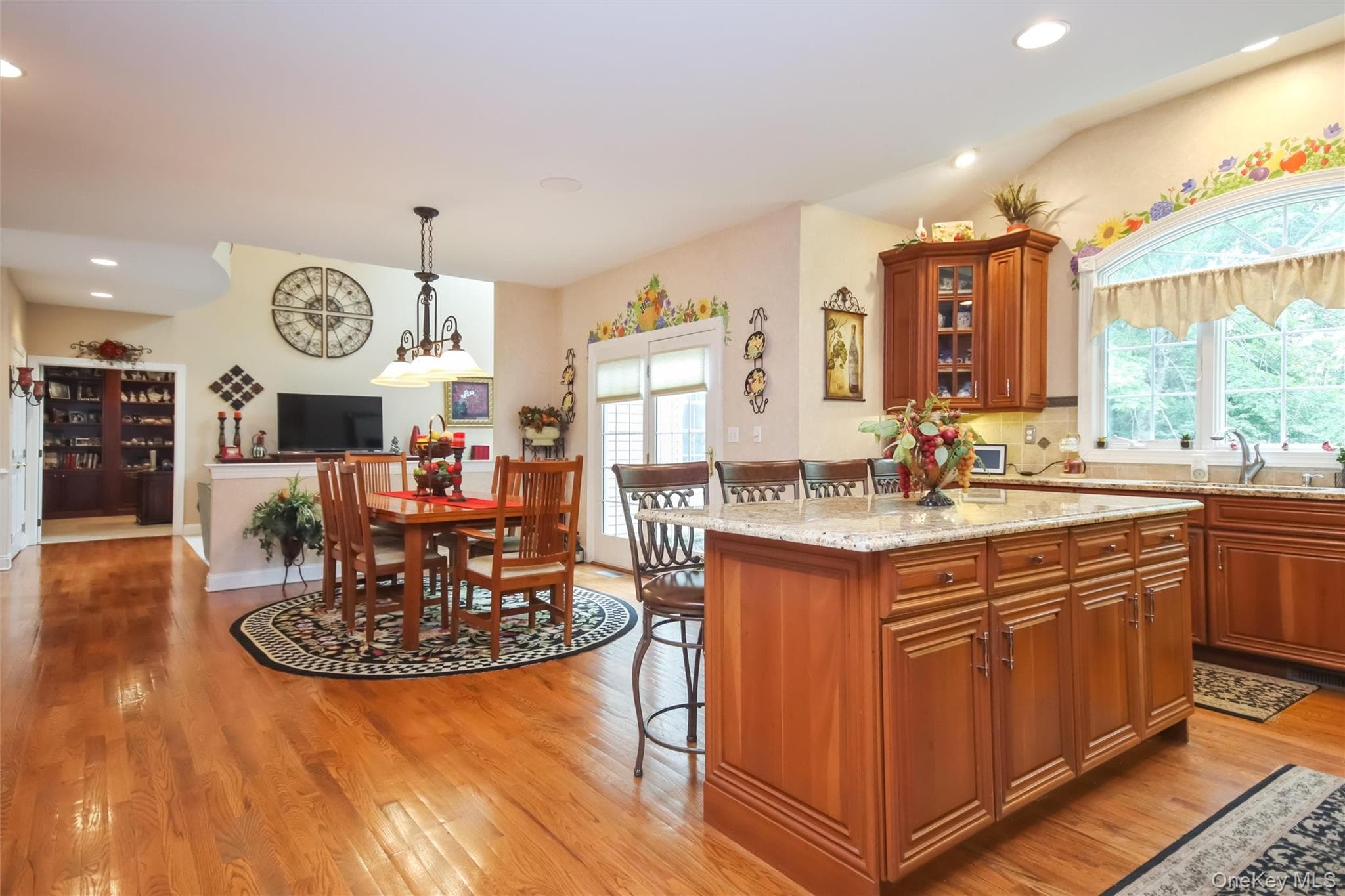 147 Creekside Road thumbnail 9