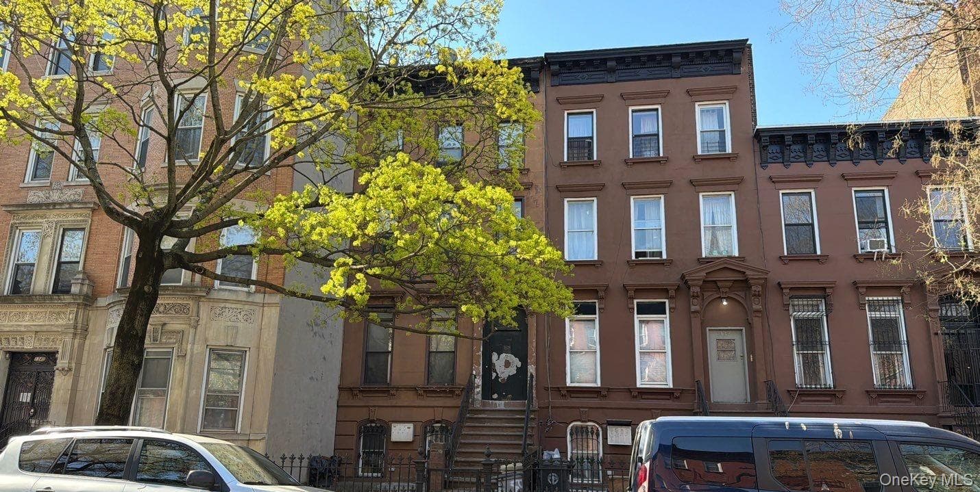 1334 Pacific Street, Brooklyn