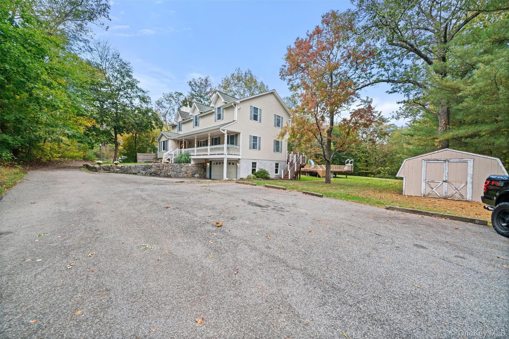 3 Seven Lakes Drive thumbnail 2