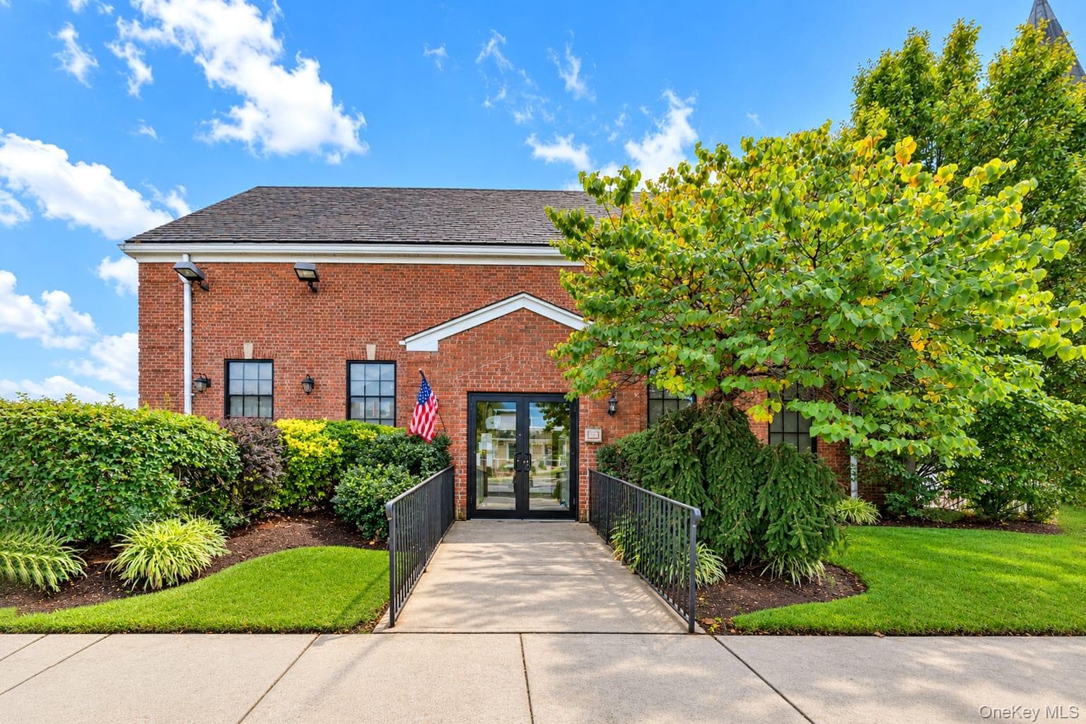 312 Conklin Street, Farmingdale