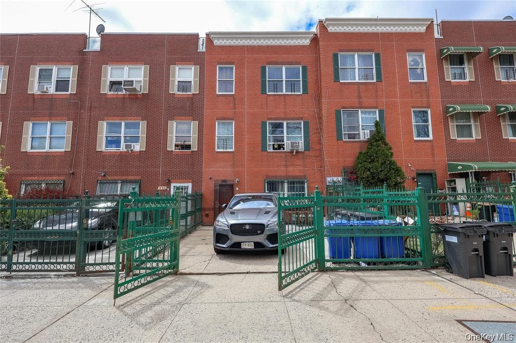436 E 141st Street thumbnail 15