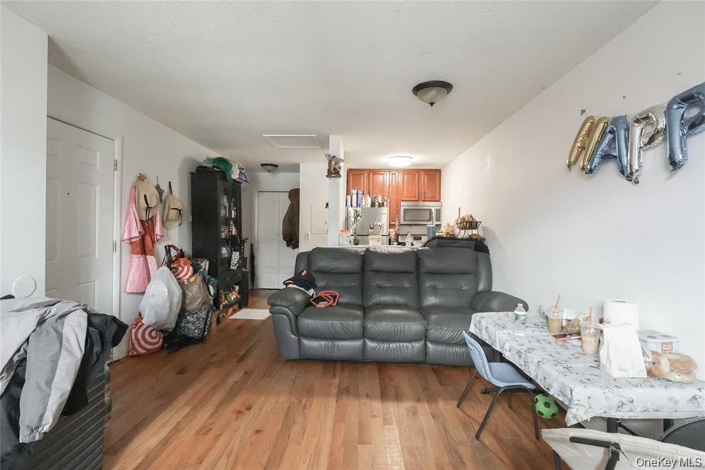 436 E 141st Street thumbnail 9