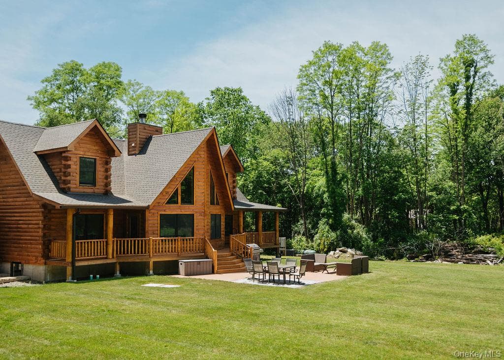 76 Woodlands Trail thumbnail 4