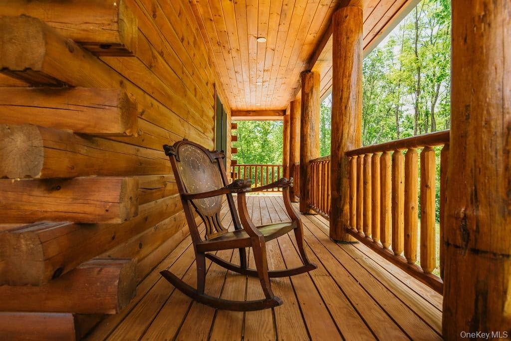 76 Woodlands Trail thumbnail 7