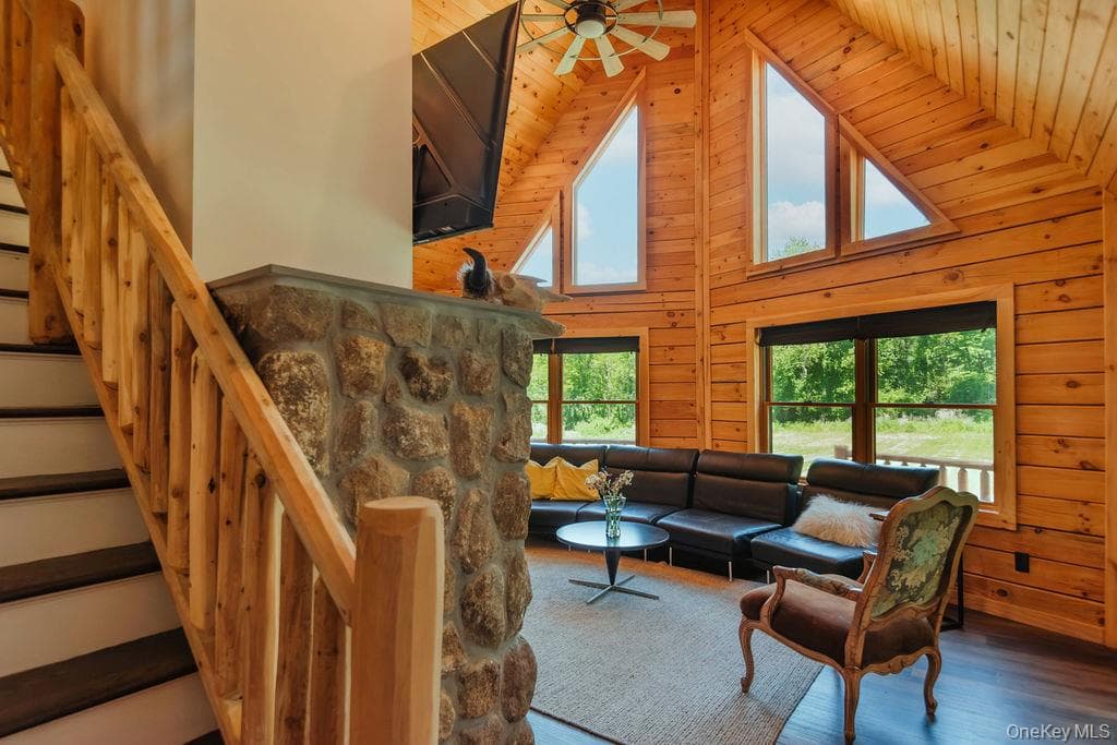 76 Woodlands Trail thumbnail 16