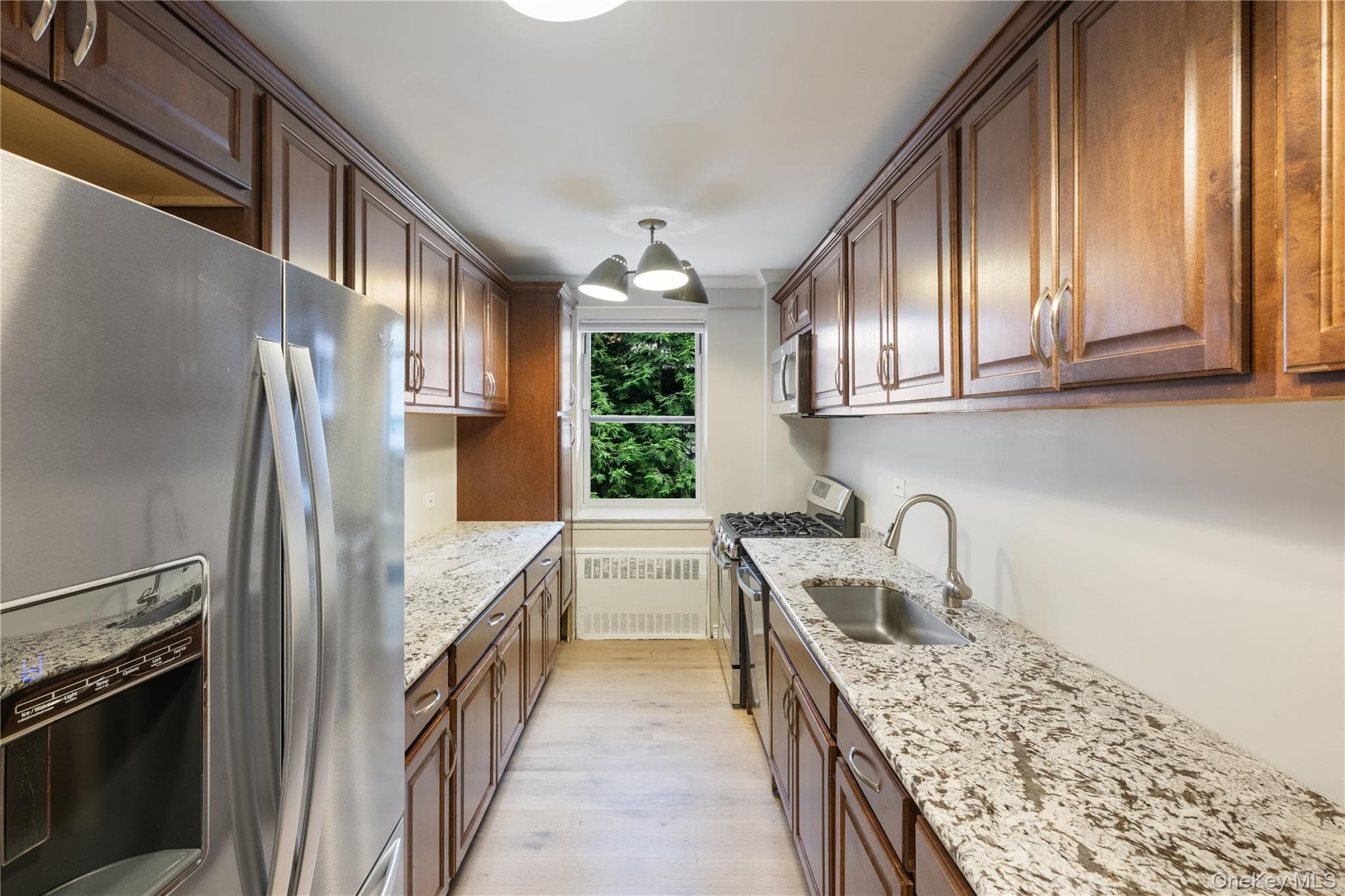 3725 Henry Hudson Parkway Unit: 2H thumbnail 3