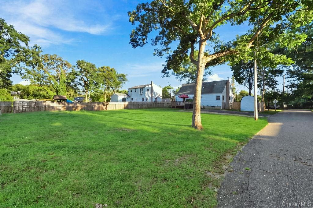 731 Muncey Road thumbnail 19