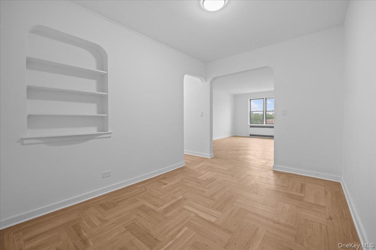 3015 Riverdale Avenue Unit: 6D thumbnail 6