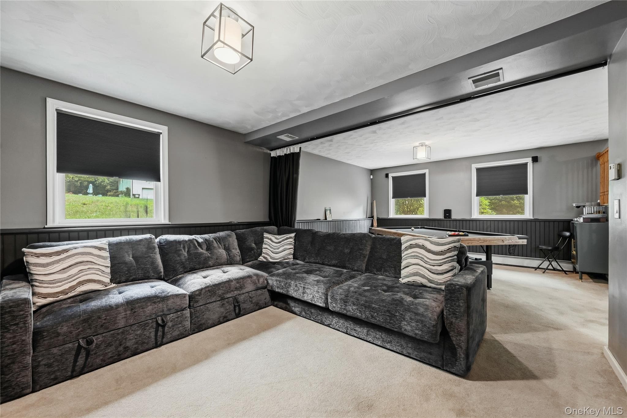 564 Clove Road thumbnail 35