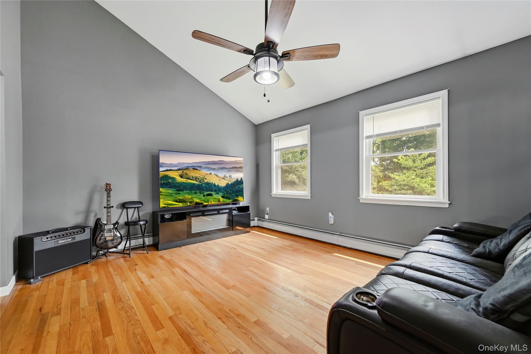 564 Clove Road thumbnail 9