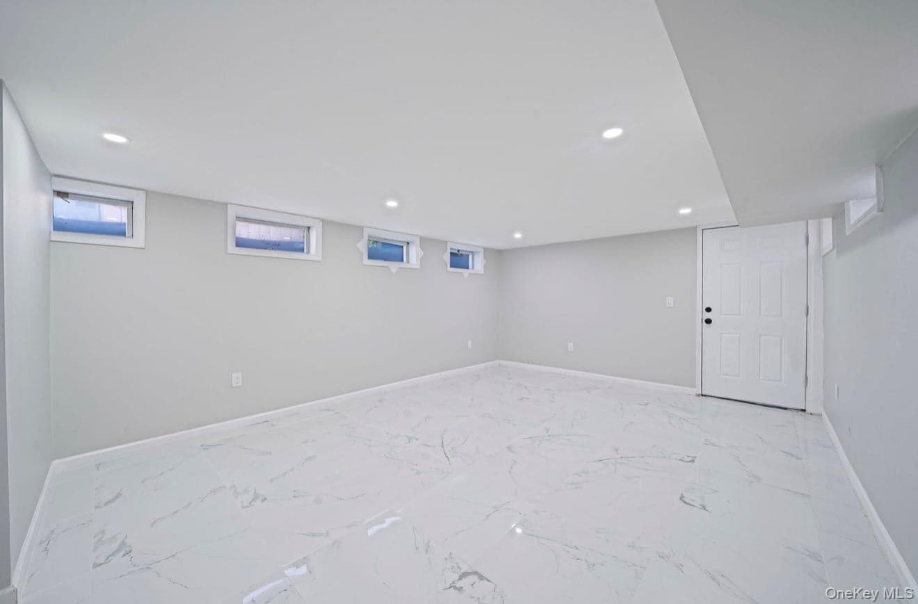 530 Washington Avenue thumbnail 22