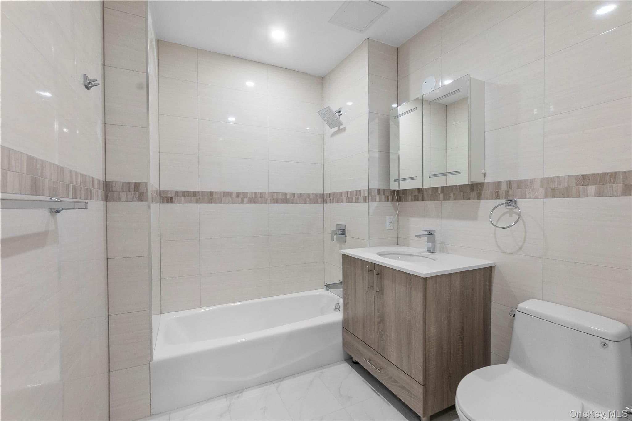 124-28 Queens Boulevard Unit: 11C thumbnail 11