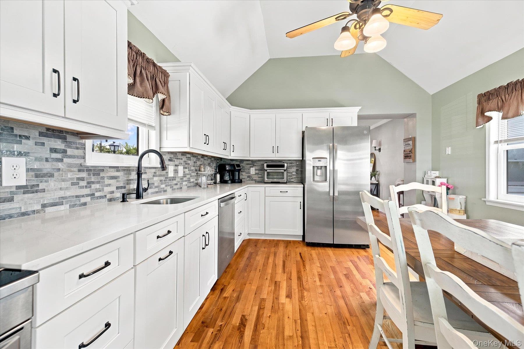 1 Ridgewood Drive thumbnail 8