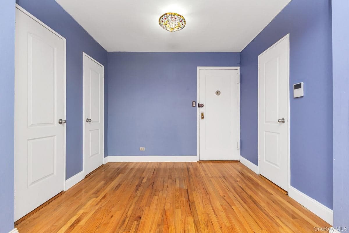 140-21 Burden Crescent Cres Unit: 306 thumbnail 2