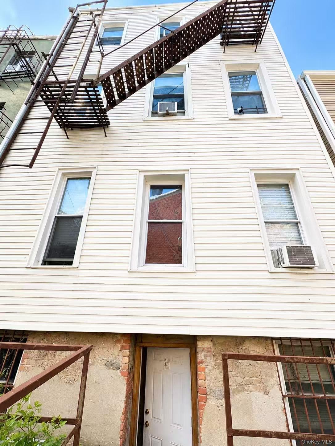 726 Prospect Avenue thumbnail 2