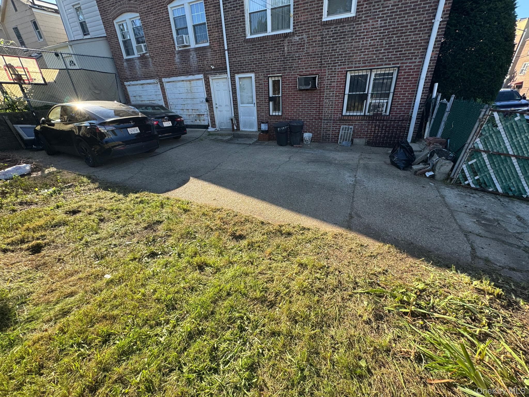 8544 53rd Avenue thumbnail 5