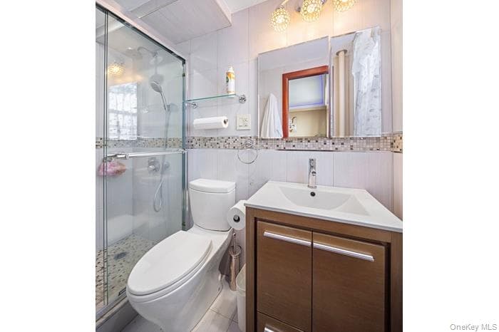 61-35 98th Street St Unit: 15E thumbnail 11
