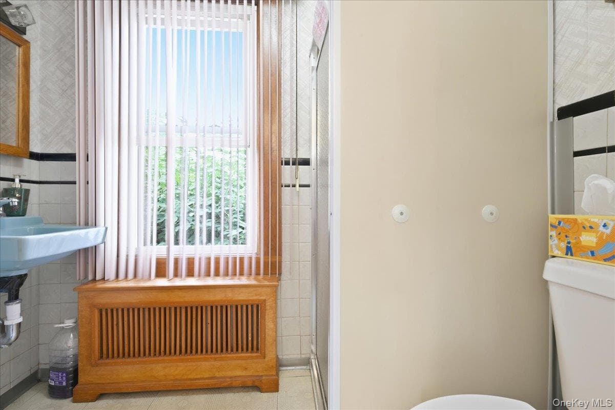 56 Elmwood Street thumbnail 11