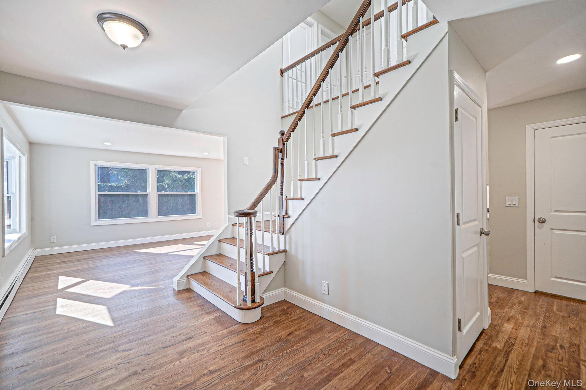 84 Empress Pines Drive thumbnail 5