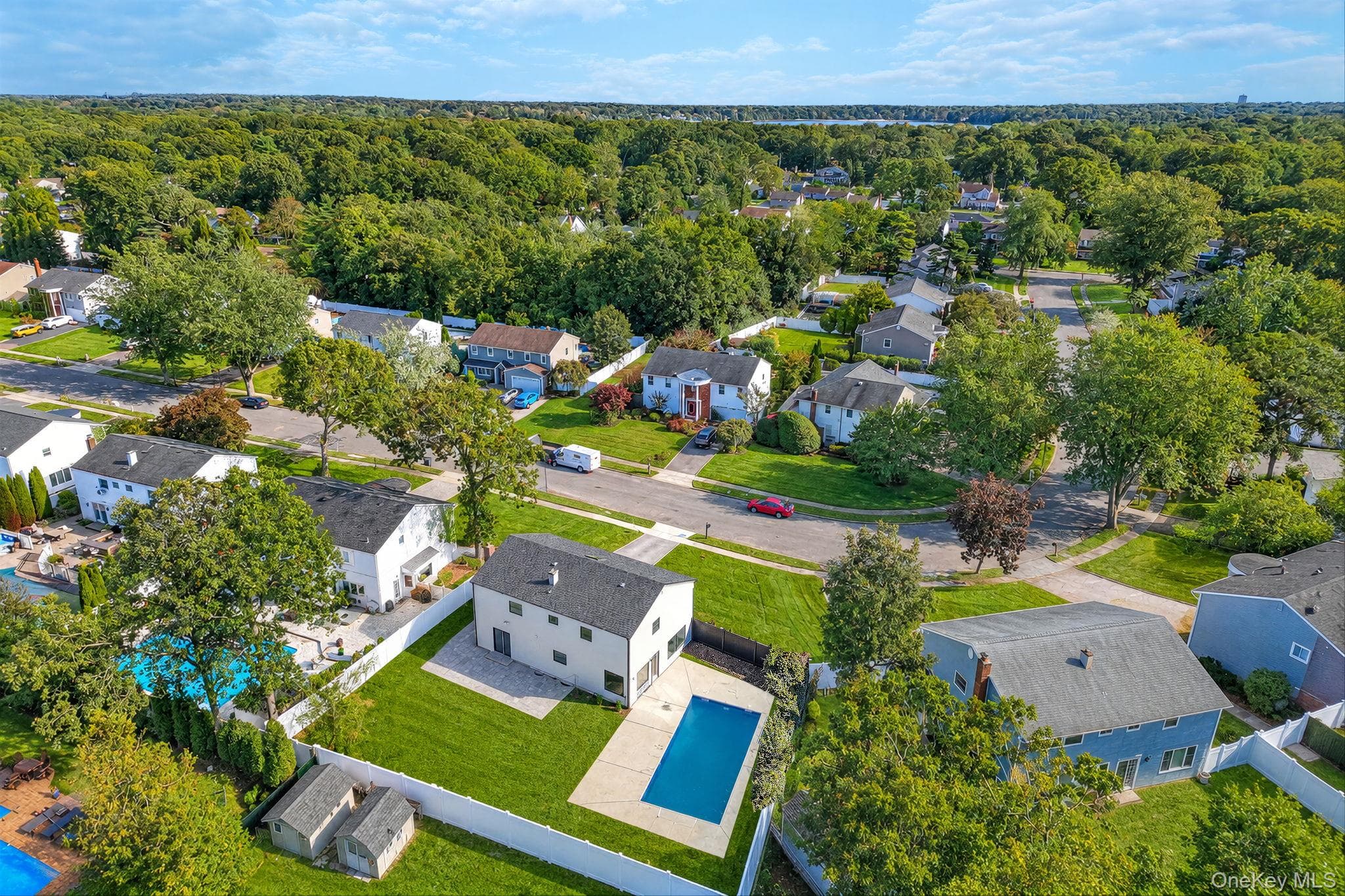 84 Empress Pines Drive thumbnail 39