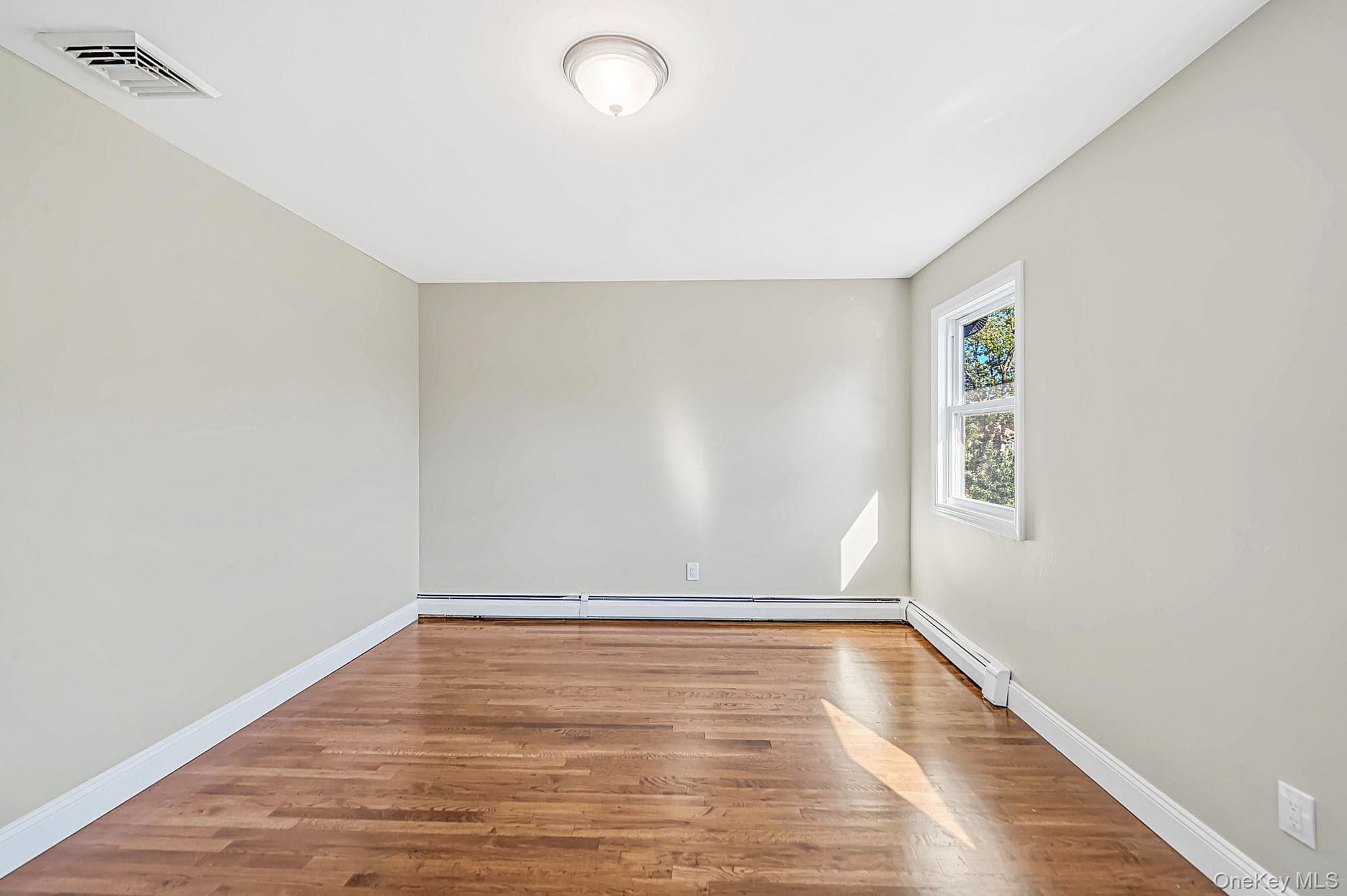 84 Empress Pines Drive thumbnail 19