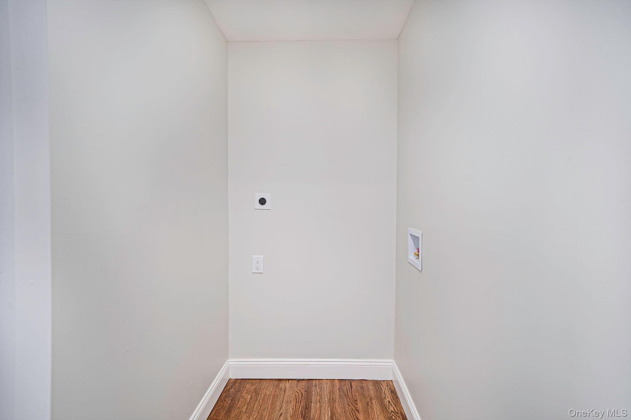 84 Empress Pines Drive thumbnail 17