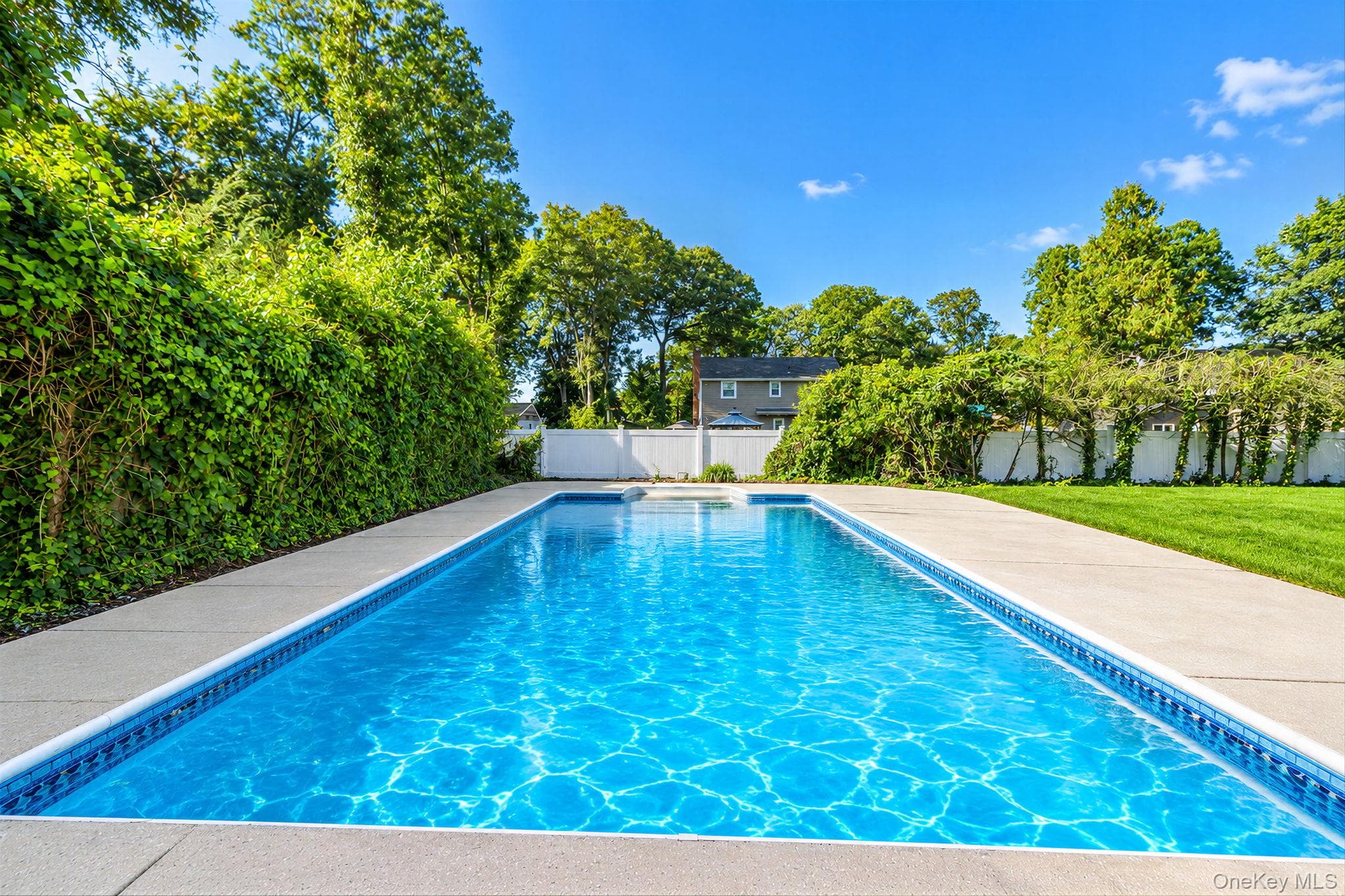 84 Empress Pines Drive thumbnail 38