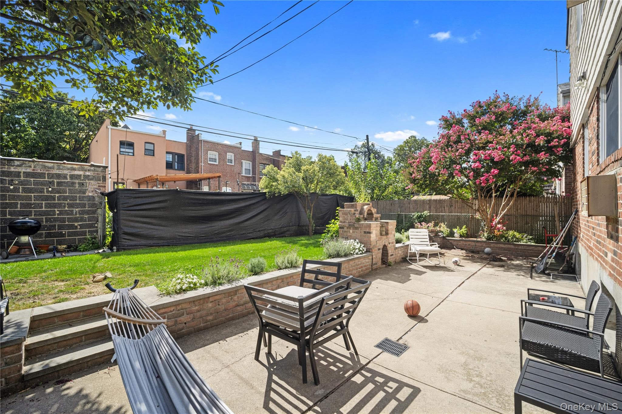 89-16 Doran Avenue thumbnail 5